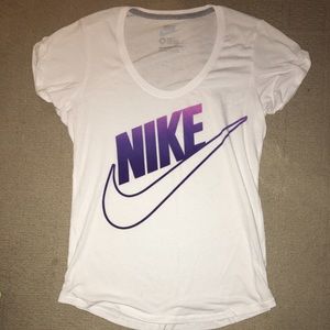 Nike t-shirt